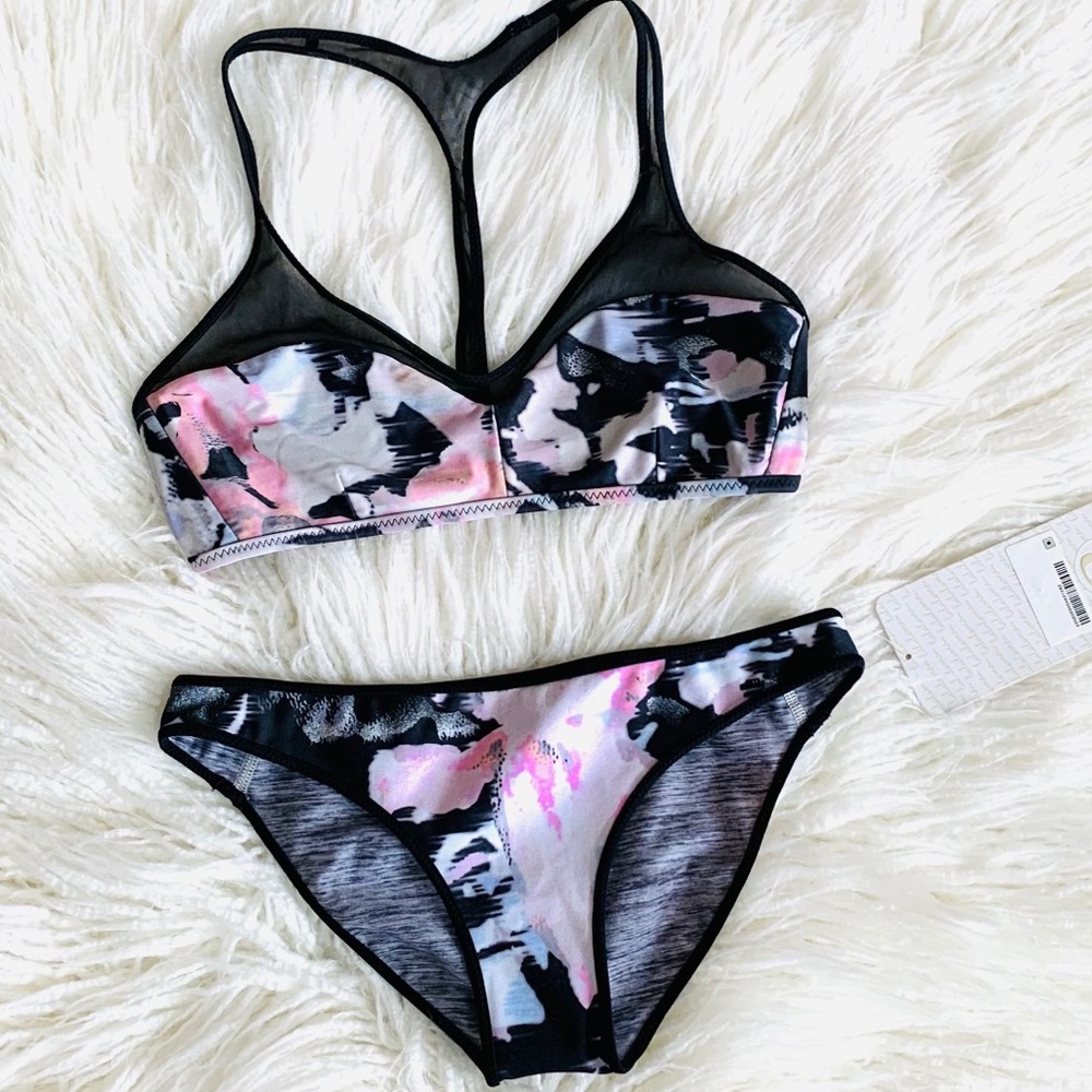 NEW✨Lululemon Reversible Swim Set - Picture 7 of 16